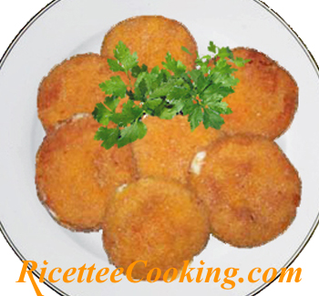 Formaggio impanato e fritto